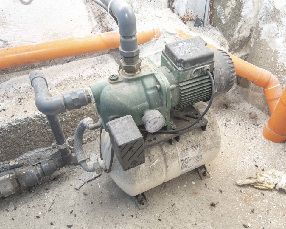 Immagine panoramica di 2015 Global Water Solutions PWB-20LH Pressure Tank